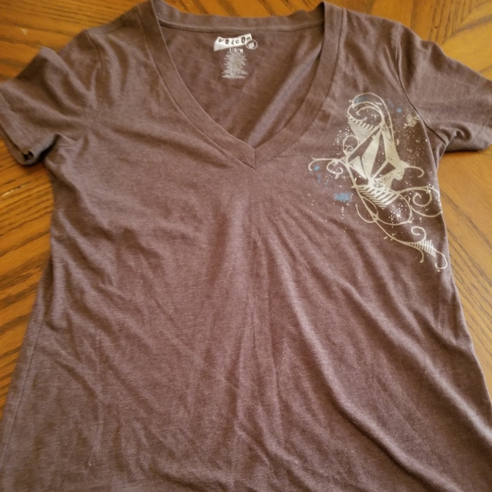 Volcom brown L top